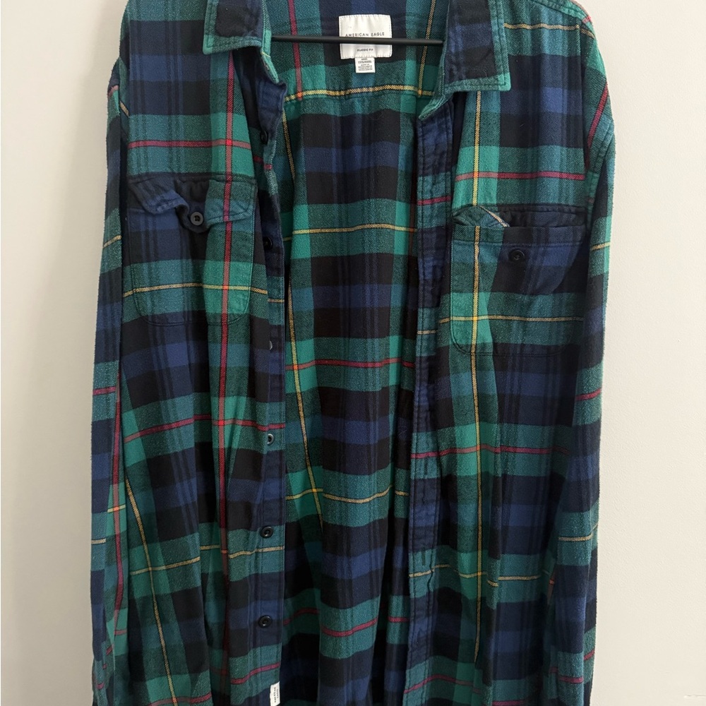 American Eagle Outfitters Green and Blue Plaid Button-Up Shirt